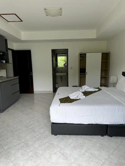 Standard tweepersoonskamer — Beverly Hills Villa Patong